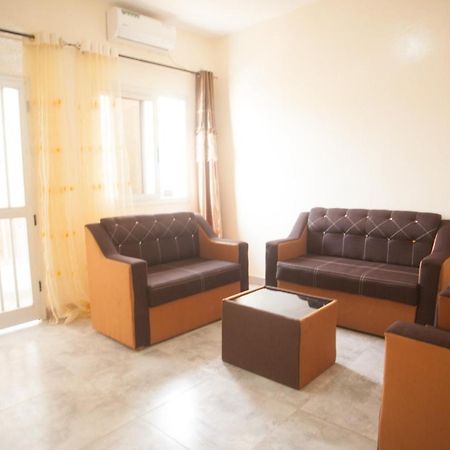 Appartement Entier F3 Climatise Agreable, Spacieux Et Confortable A Gadaye Dakar Esterno foto