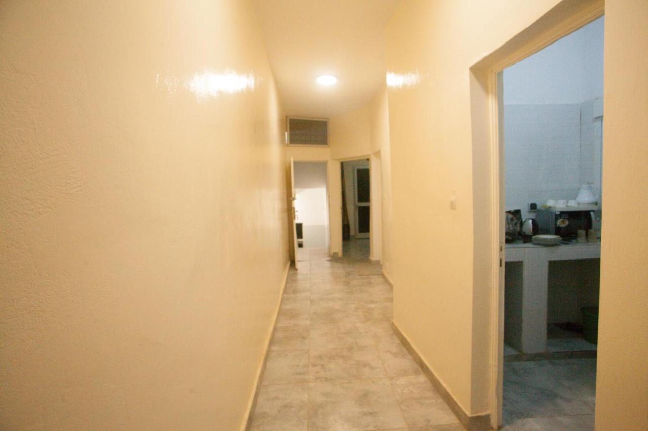 Appartement Entier F3 Climatise Agreable, Spacieux Et Confortable A Gadaye Dakar Esterno foto