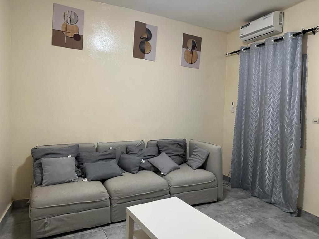 Appartement Entier F3 Climatise Agreable, Spacieux Et Confortable A Gadaye Dakar Esterno foto